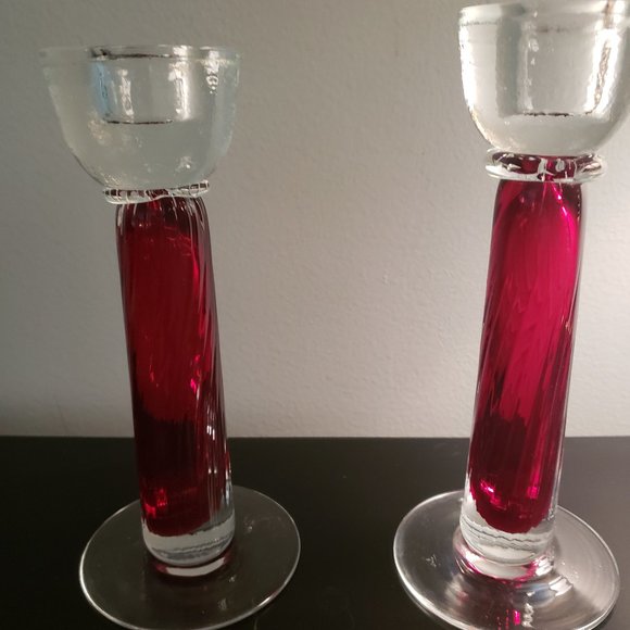Set of 2 Red Glass Taper Candlesticks - Picture 4 of 4